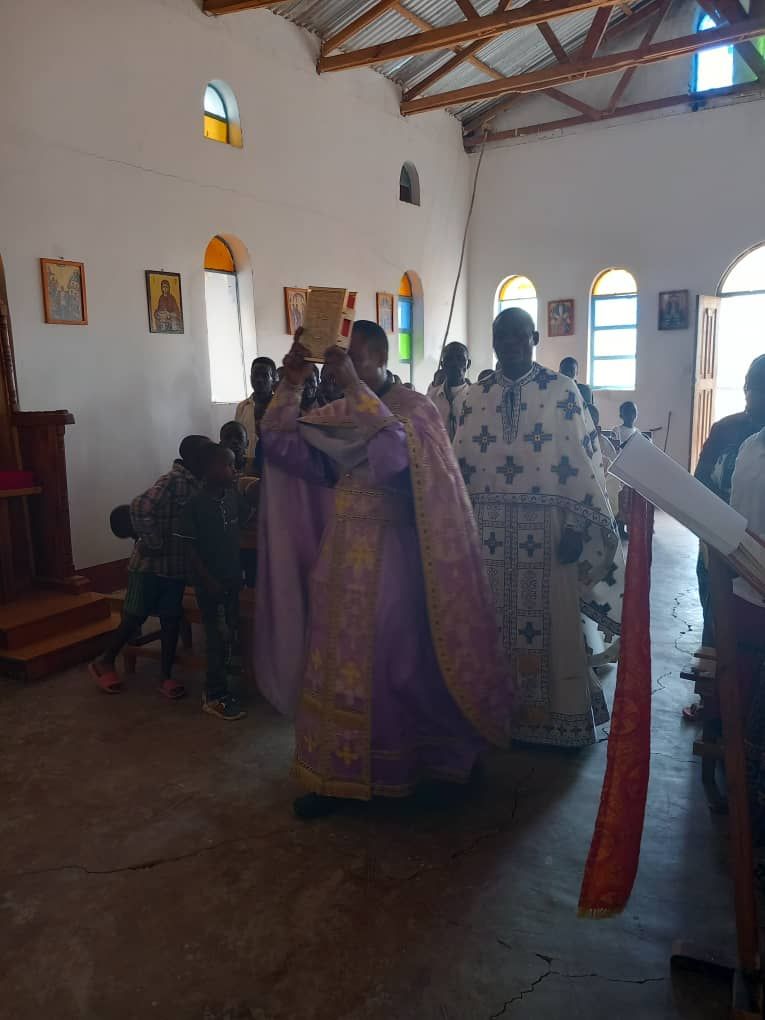 Ocrotitoarea Moldovei, Sfânta Parascheva – ocrotitoare a satului Idodi Ocrotitoarea Moldovei, Sfânta Parascheva – ocrotitoare a satului Idodi