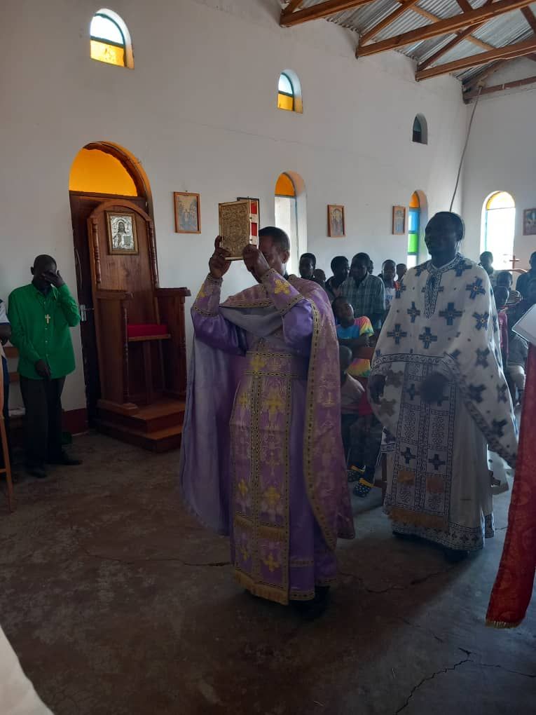Ocrotitoarea Moldovei, Sfânta Parascheva – ocrotitoare a satului Idodi Ocrotitoarea Moldovei, Sfânta Parascheva – ocrotitoare a satului Idodi