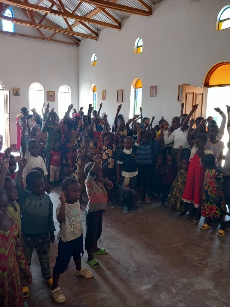 Ocrotitoarea Moldovei, Sfânta Parascheva – ocrotitoare a satului Idodi Ocrotitoarea Moldovei, Sfânta Parascheva – ocrotitoare a satului Idodi