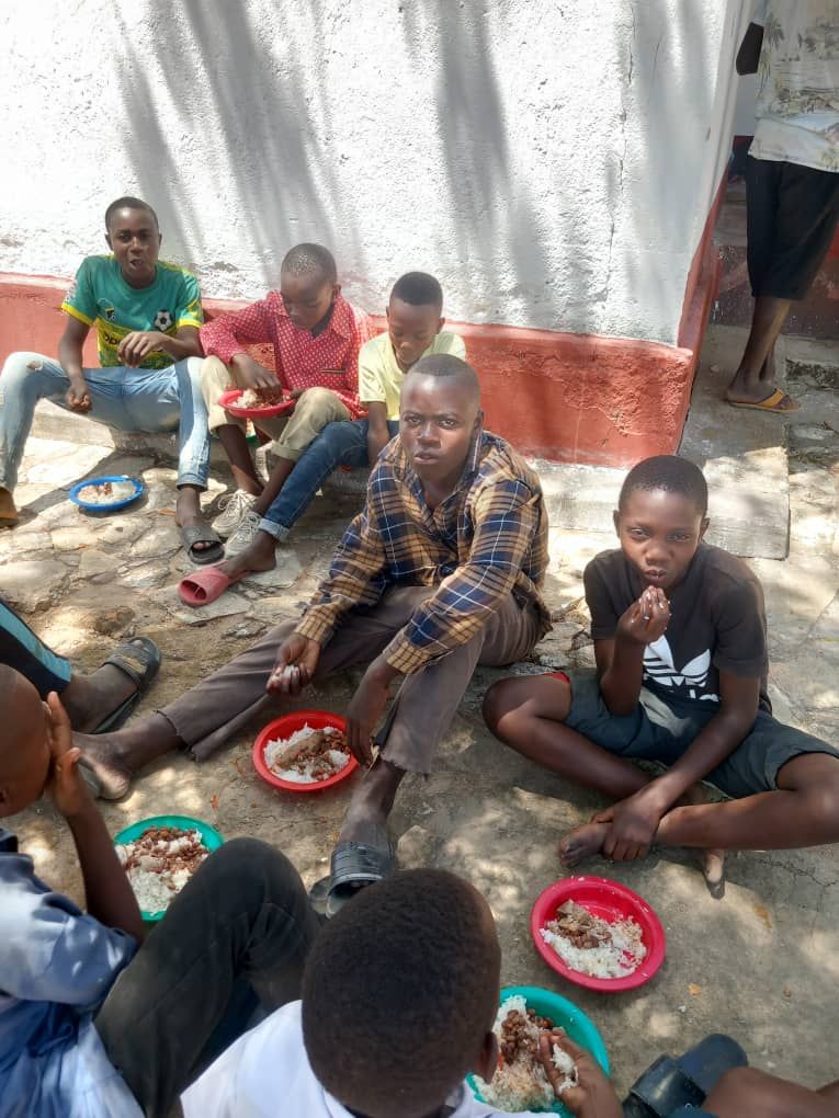 Ocrotitoarea Moldovei, Sfânta Parascheva – ocrotitoare a satului Idodi Ocrotitoarea Moldovei, Sfânta Parascheva – ocrotitoare a satului Idodi