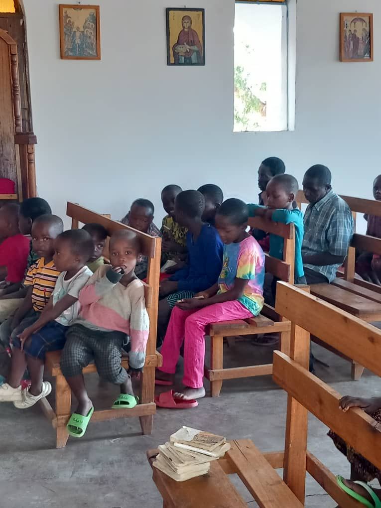 Ocrotitoarea Moldovei, Sfânta Parascheva – ocrotitoare a satului Idodi Ocrotitoarea Moldovei, Sfânta Parascheva – ocrotitoare a satului Idodi