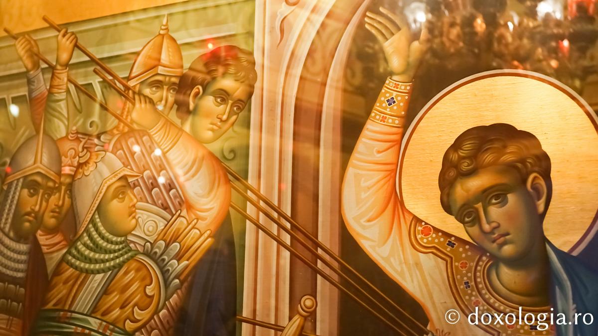 Icoană din Biserica Sfântului Mucenic Dimitrie, Izvorâtorul de Mir, din Tesalonic, Grecia Mâna Sfântului Mare Mucenic Dimitrie va fi adusă spre închinare la pelerinajul prilejuit de sărbătoarea Sfântului Cuvios Dimitrie cel Nou de anul acesta