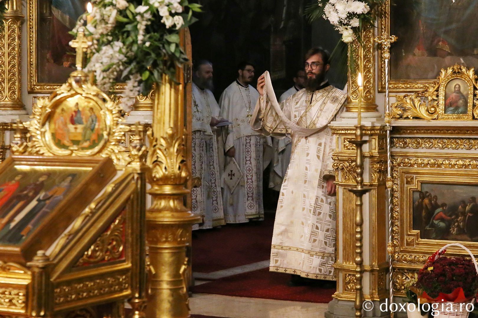PS Nichifor Botoșăneanul, săvârșind Sfânta Liturghie la Catedrala Mitropolitană din Iași / Foto: Flavius Popa