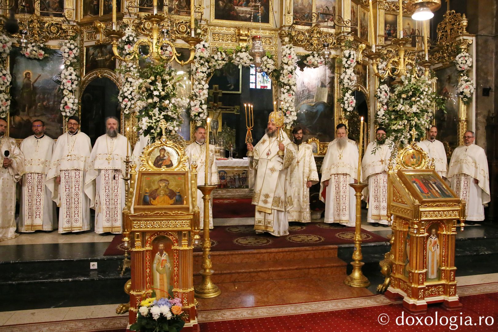 PS Nichifor Botoșăneanul, săvârșind Sfânta Liturghie la Catedrala Mitropolitană din Iași / Foto: Flavius Popa