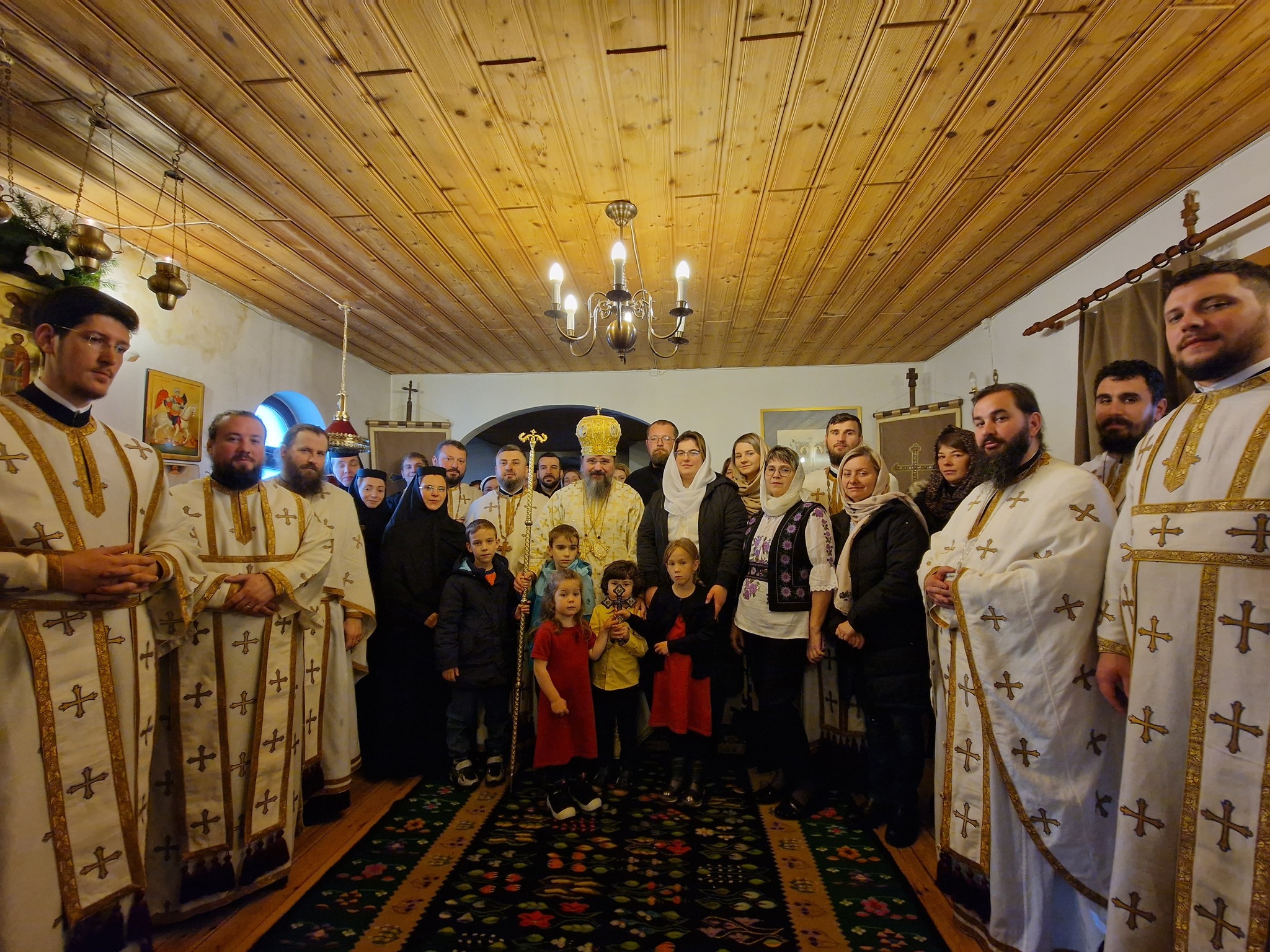 Slujiri arhierești în Copenhaga și la Mănăstirea Ikast din Regatul Danemarcei