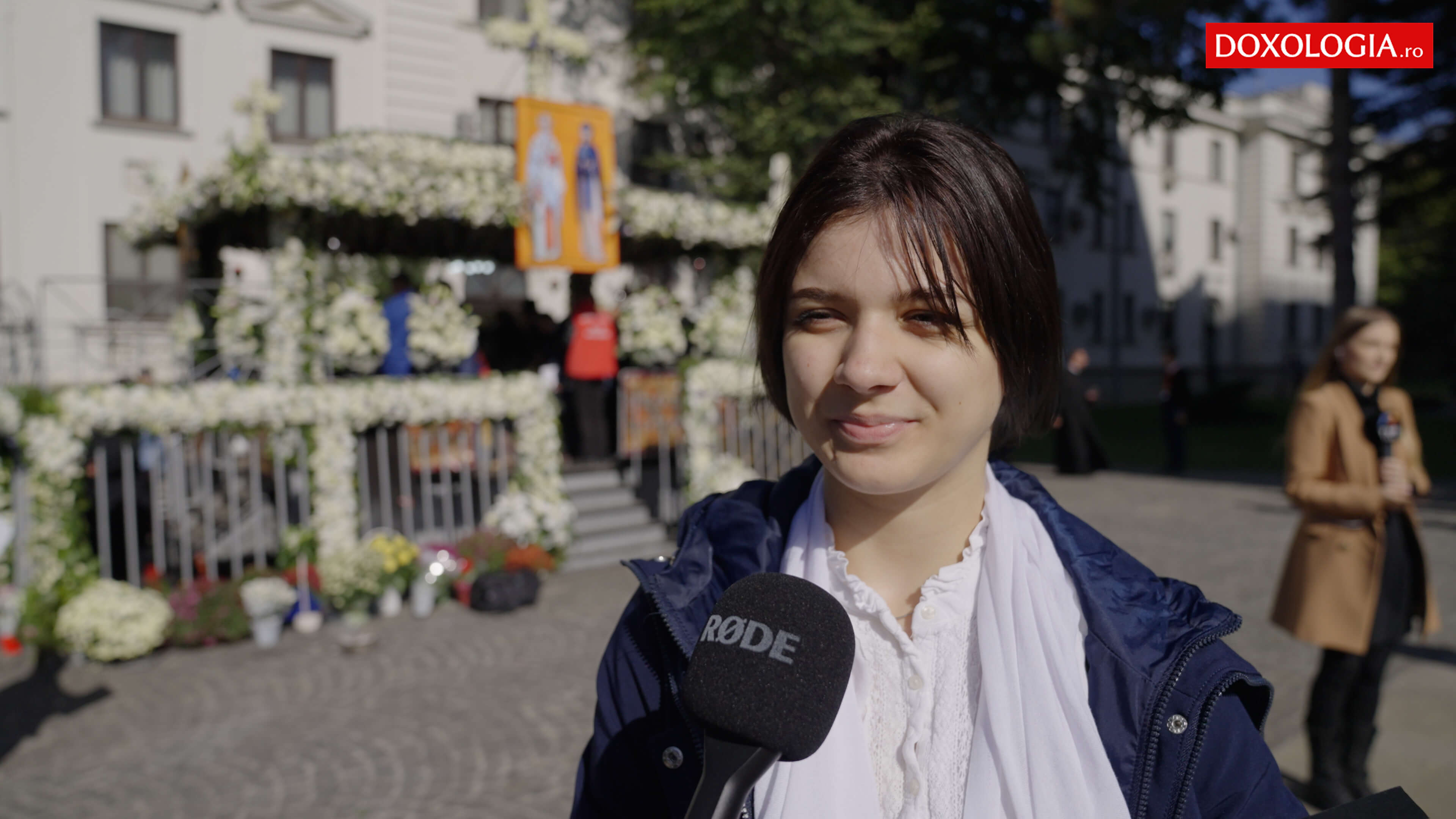 (Video) Războiul a adus-o la Seminarul Mănăstirii Neamț – iar România îi devine „acasă”