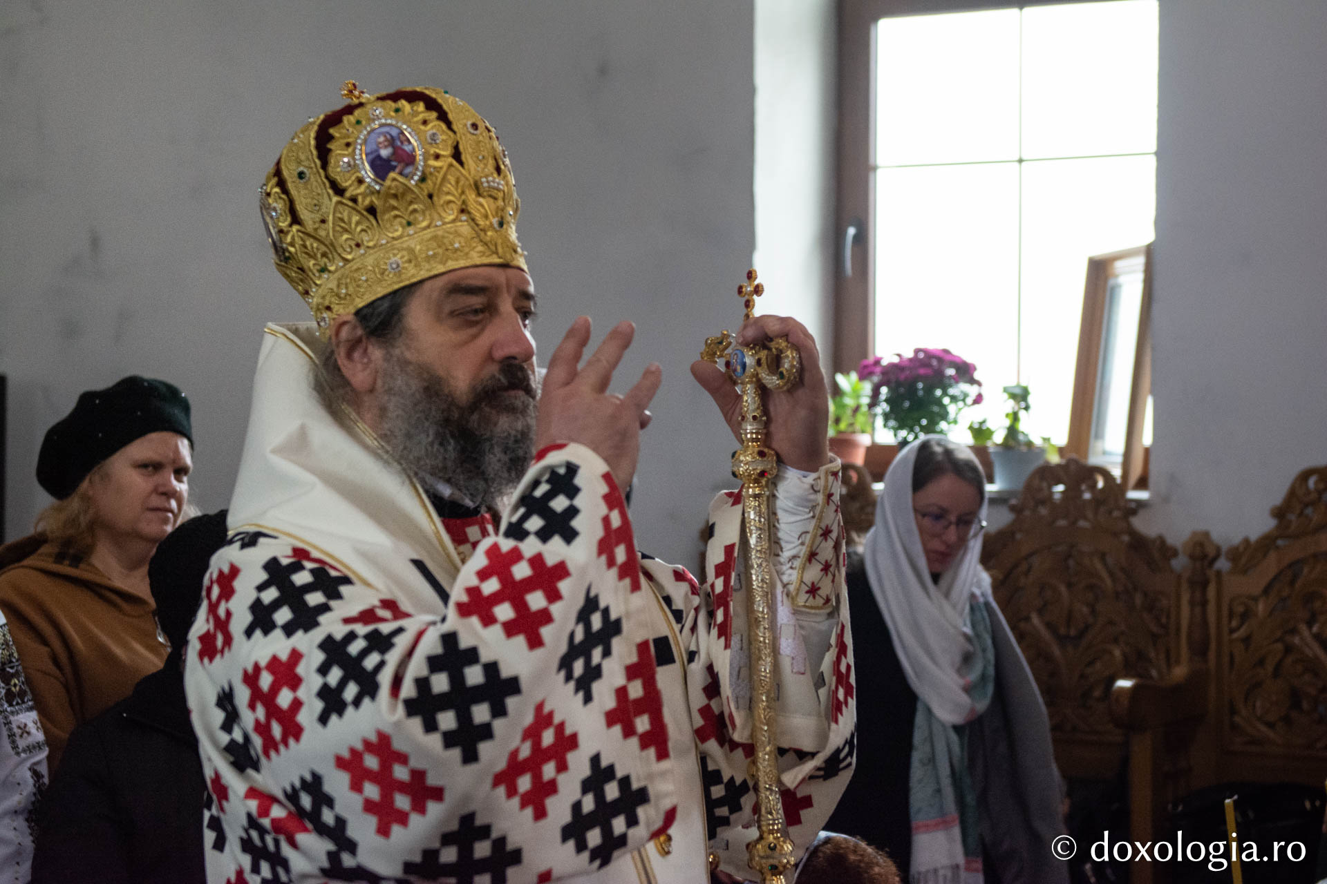 PS Nichifor Botoșăneanul a slujit la Parohia Buimăceni / Foto: Mihail Vrăjitoru PS Nichifor Botoșăneanul