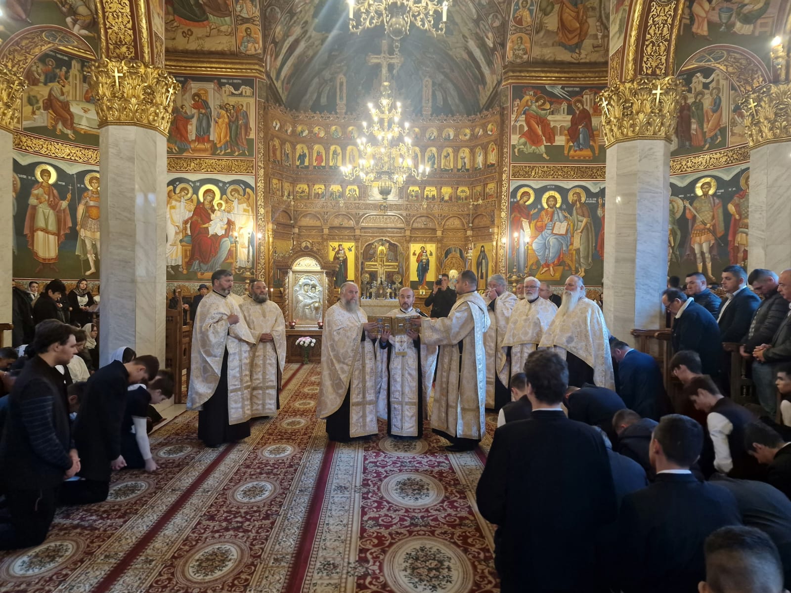 aniversarea părintelui profesor Mihai Vizitiu