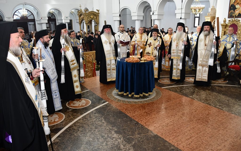 Parastas pentru vrednicul de pomenire mitropolit Nicolae Corneanu Mitropolitul Nicolae Corneanu a fost comemorat la Caransebeș