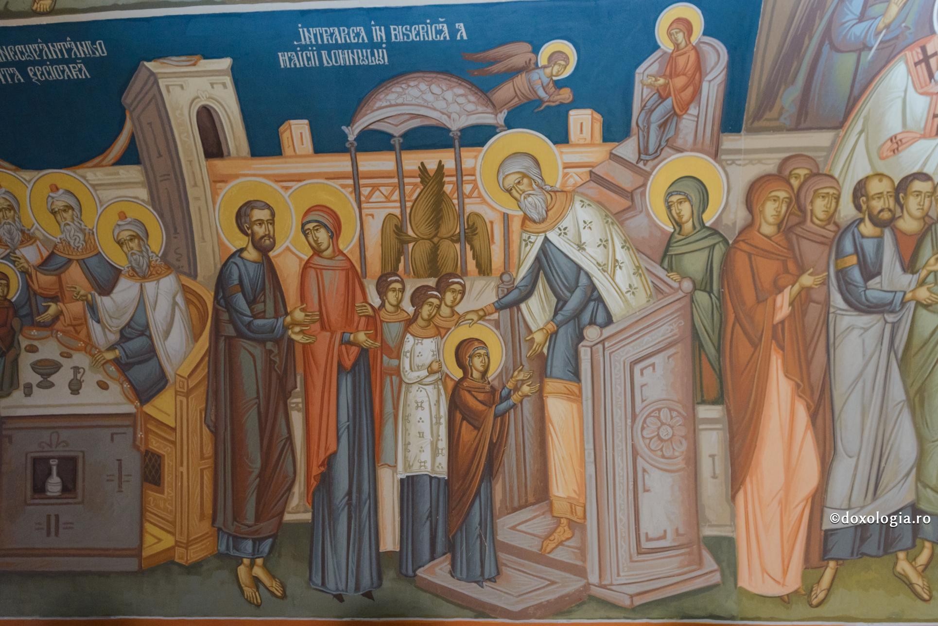 Intrarea Maicii Domnului in Biserica