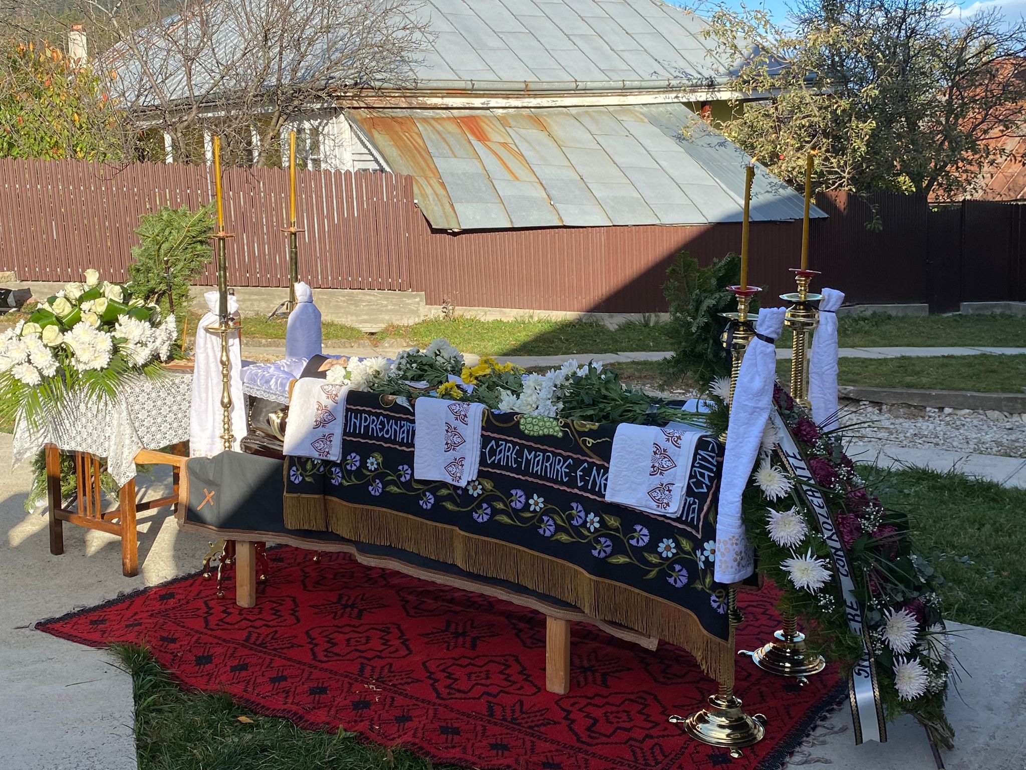 Monahia Filofteia Păduraru de la Mănăstirea Văratec a fost condusă pe drumul veșniciei