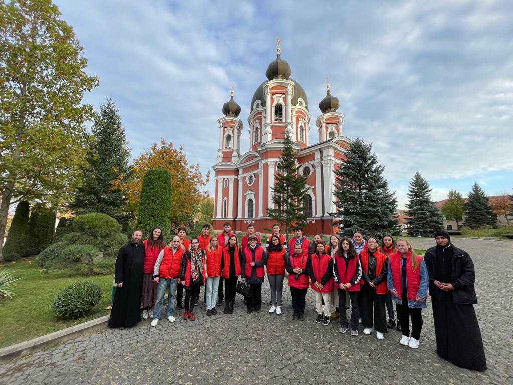 Vizită cultural-istorică în Basarabia, pentru Voluntarii Sfintei Parascheva