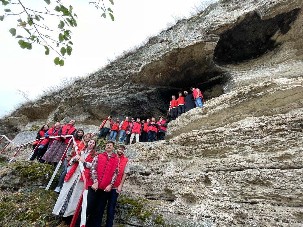 Vizită cultural-istorică în Basarabia, pentru Voluntarii Sfintei Parascheva