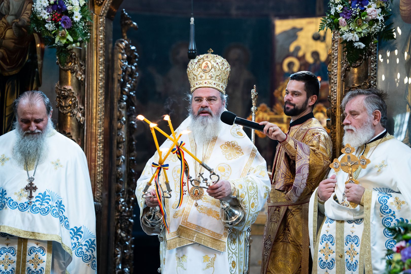 Episcopul Hușilor a slujit la hramul Mănăstirii Frumoasa din Iași