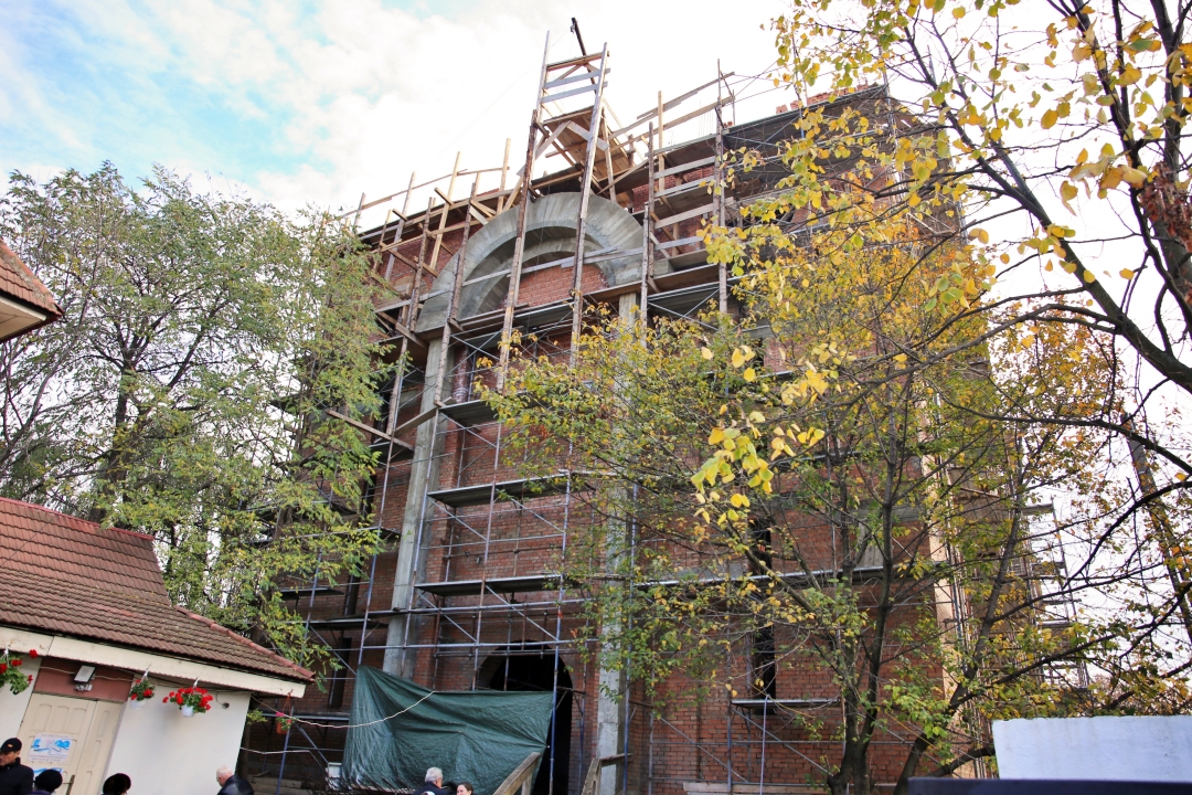 Biserica „Izvorul Tămăduirii” din cartierul CUG, Iași, în construcție / Foto: Flavius Popa