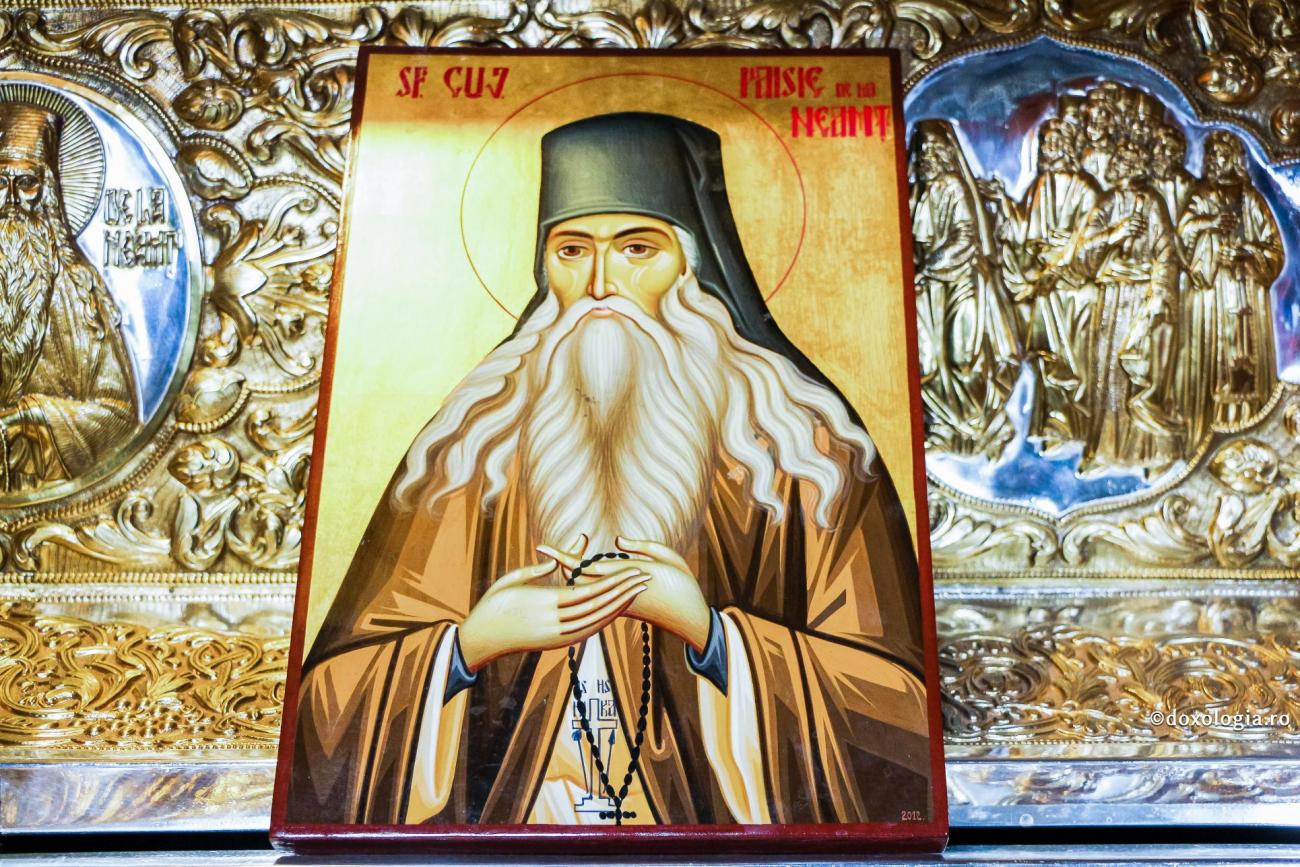 Sfântul Cuvios Paisie de la Neamț