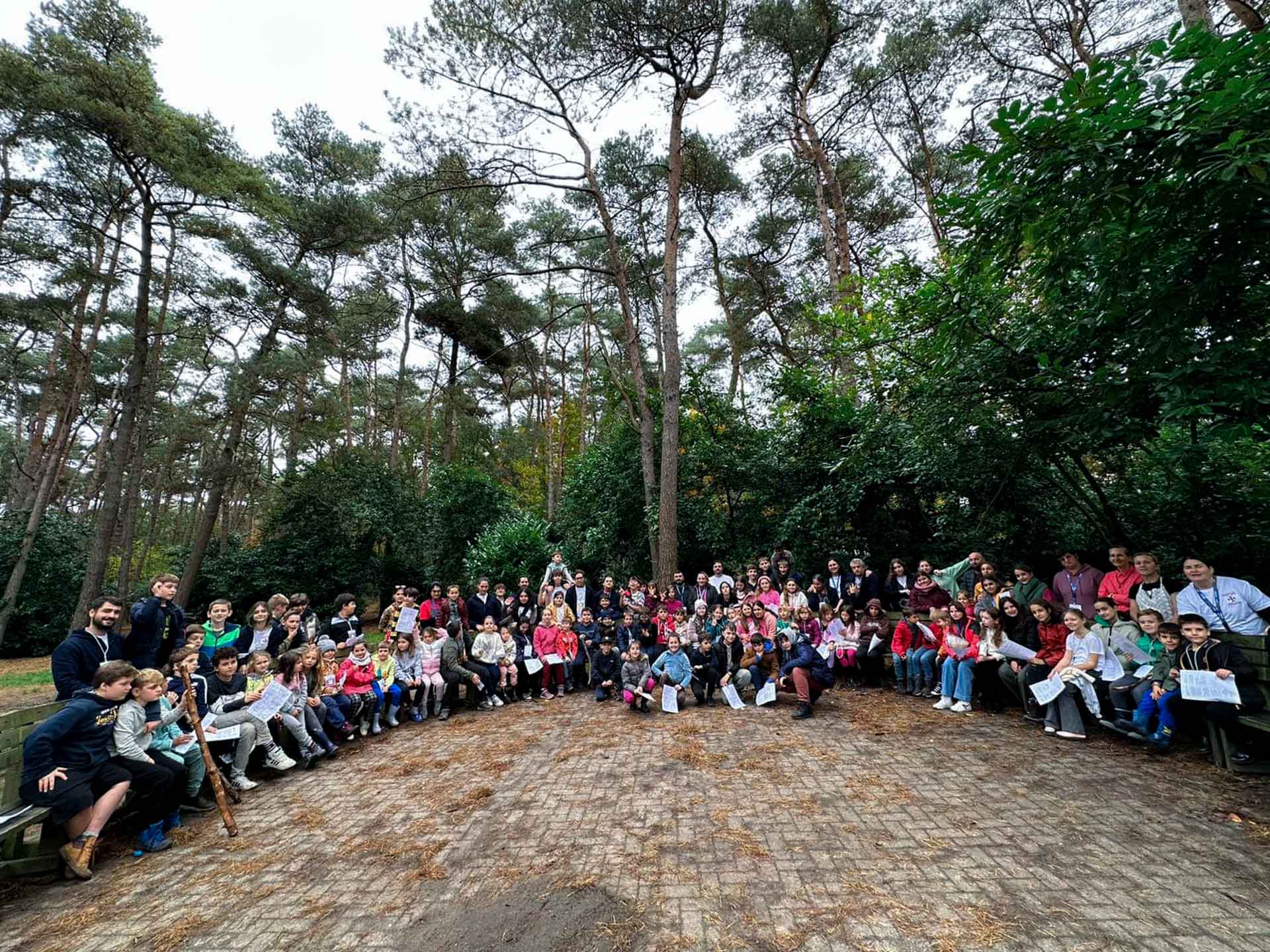 Copiii aflați în tabăra „Bucuria Prieteniei”