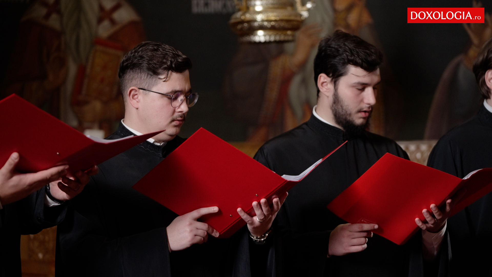 (Video) Corul Chivotul – Troparul Nașterii Domnului, glasul 4