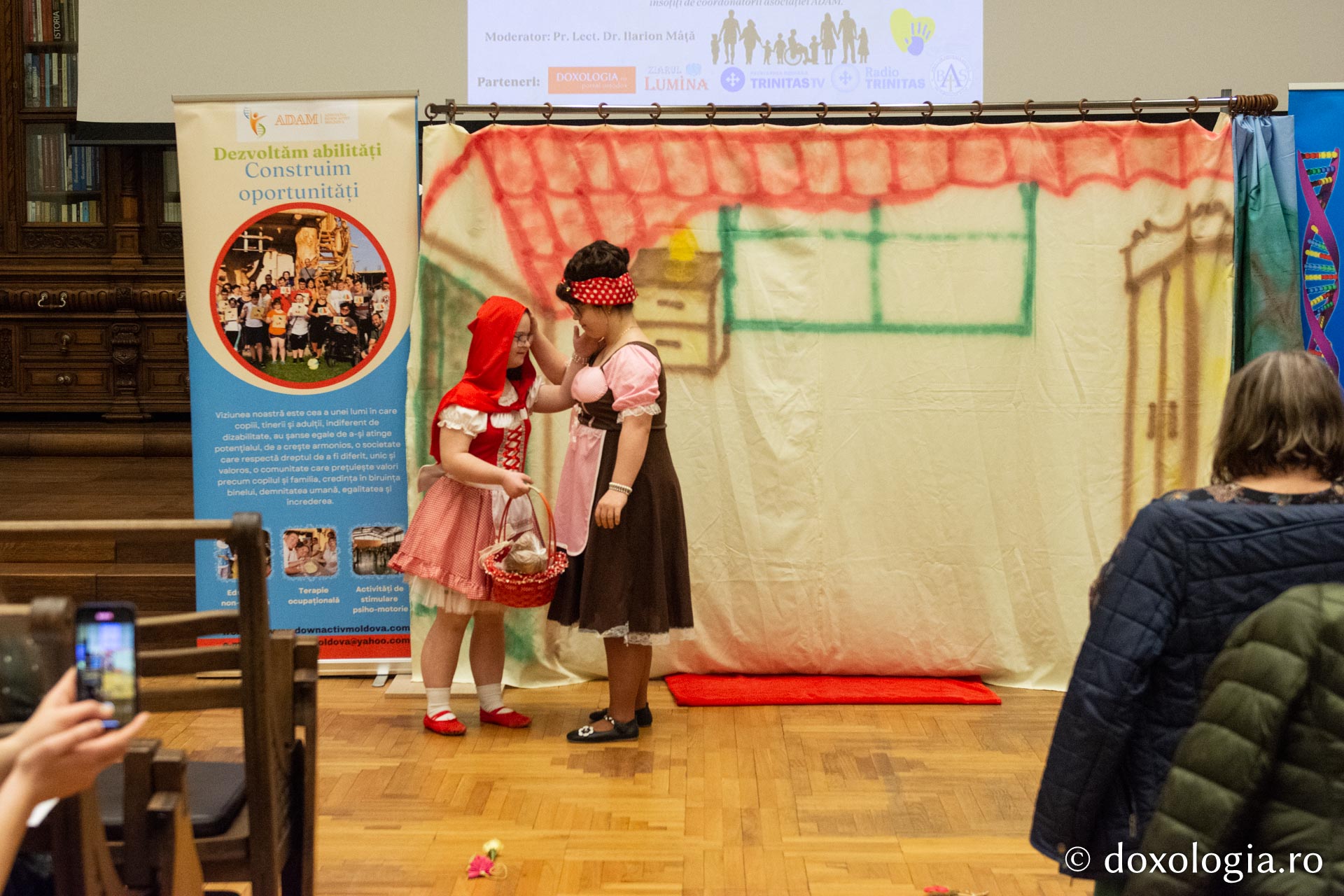 Eveniment dedicat zilei internaționale a persoanei cu dizabilități la Iași