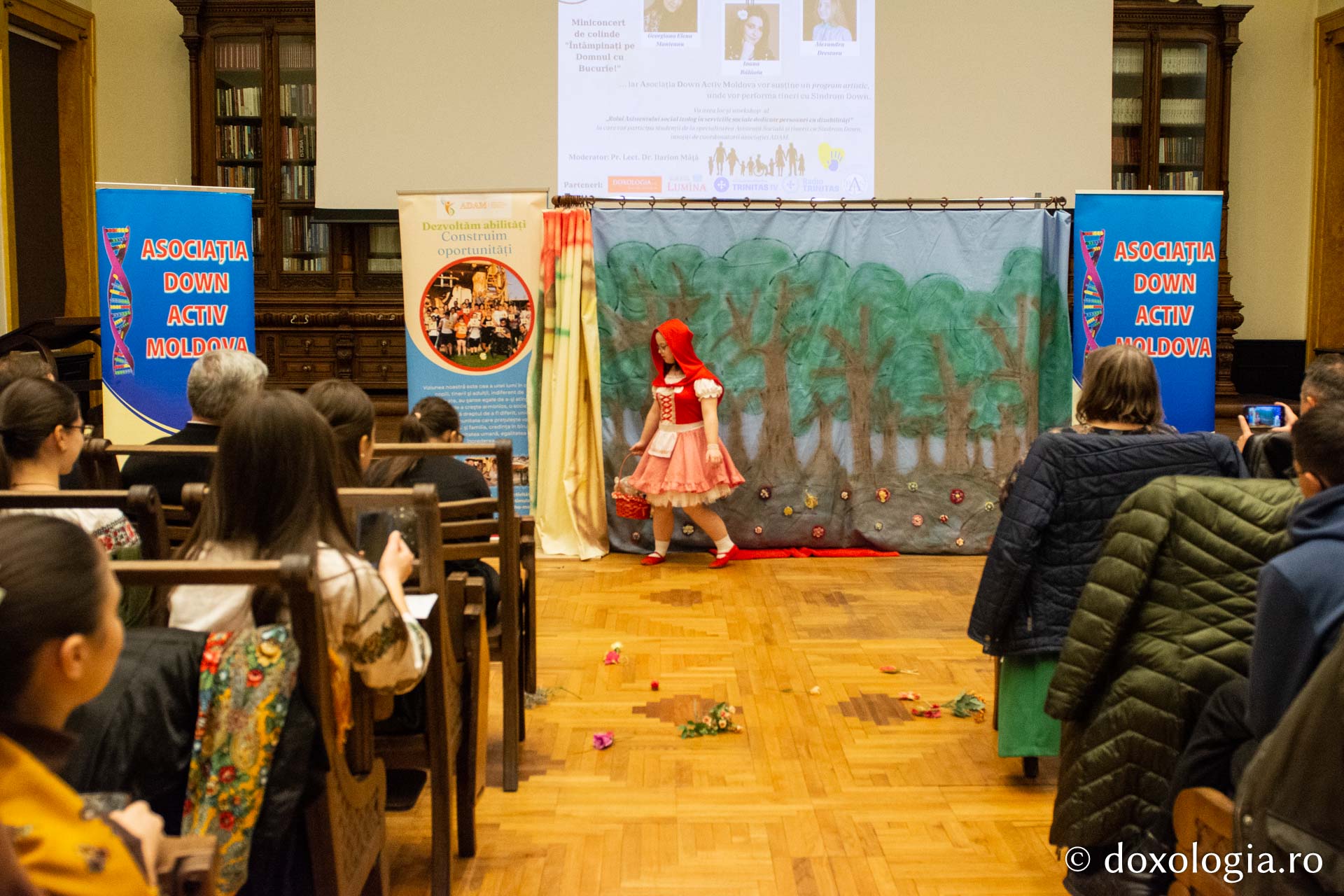 Eveniment dedicat zilei internaționale a persoanei cu dizabilități la Iași