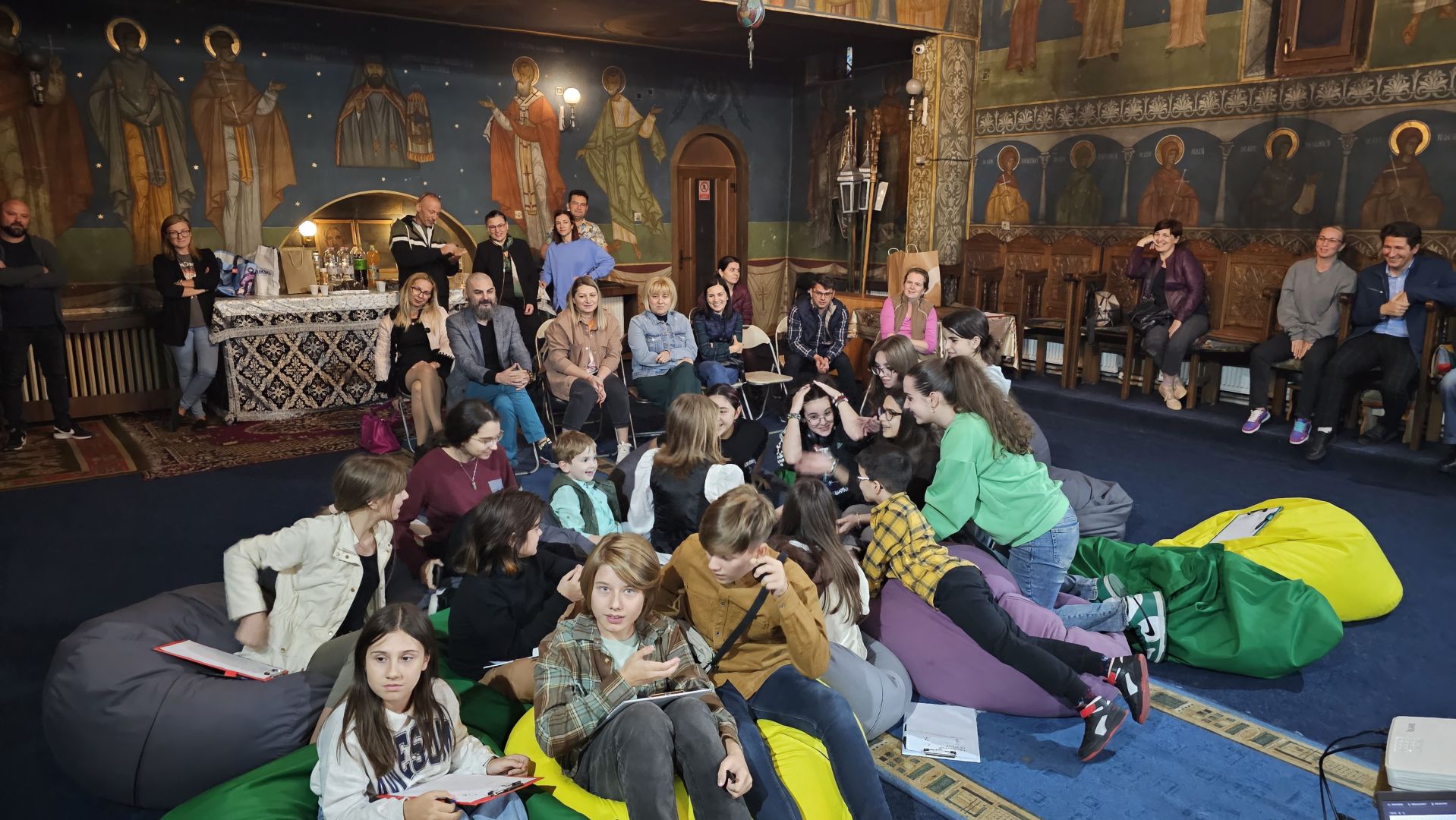 Grupul catehetic „Armina” al Parohiei Arămoaia a câștigat premiul I la concursul organizat de Colegiul „Sfântul Nicolae”