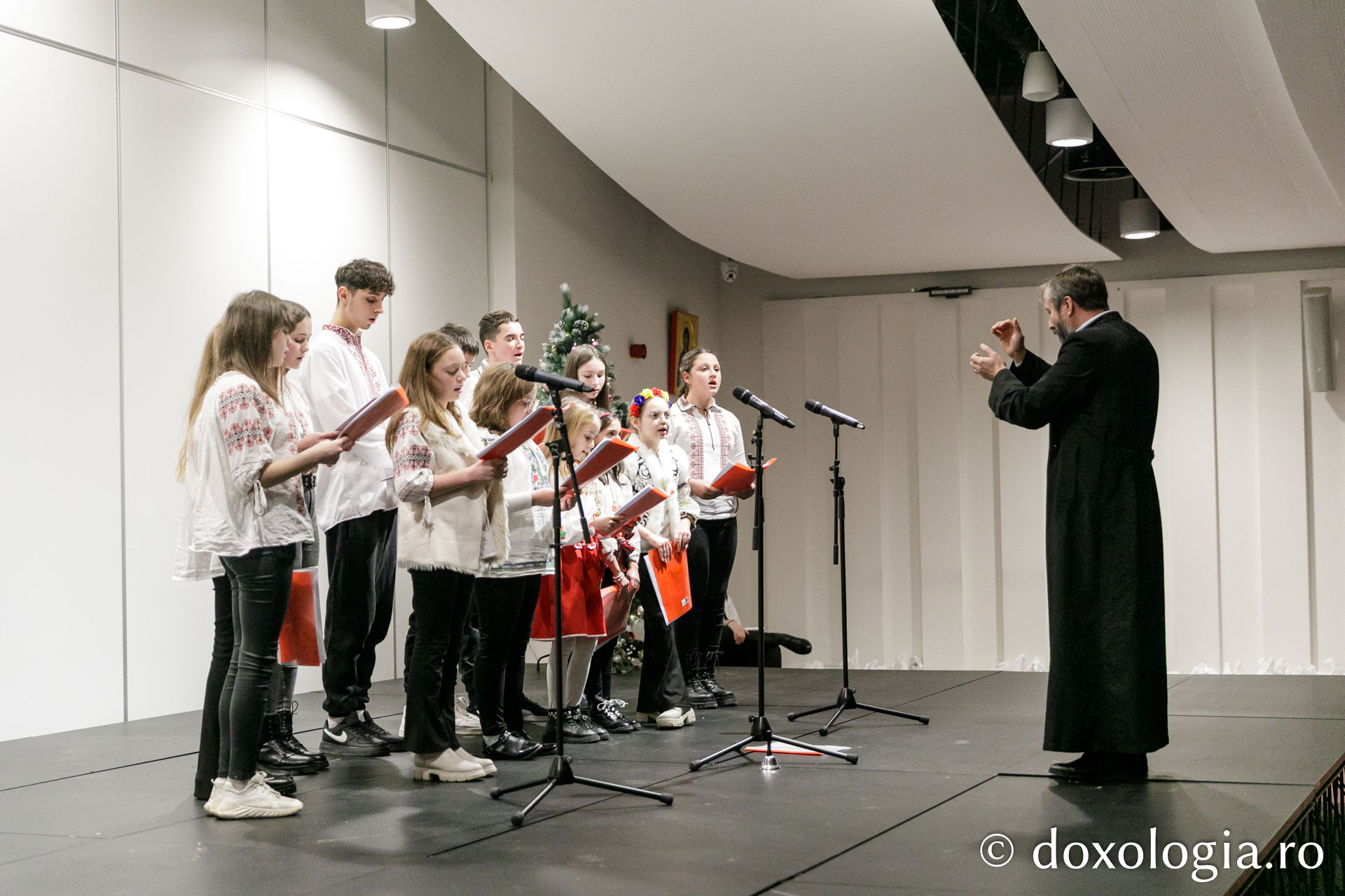 A VIII-a ediție a Festivalului „Cântul Păstorilor”