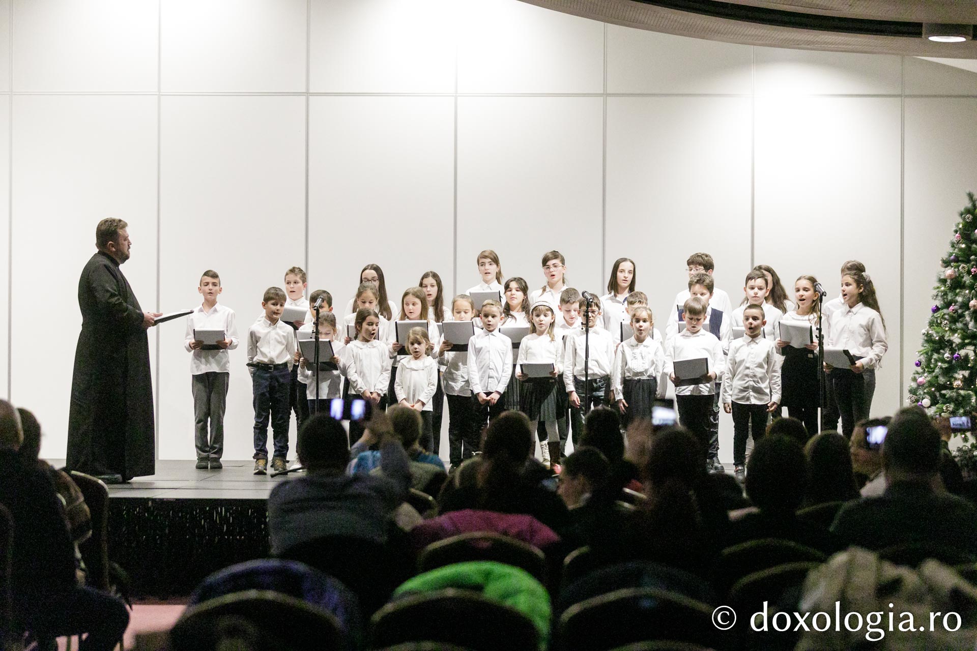 A VIII-a ediție a Festivalului „Cântul Păstorilor”