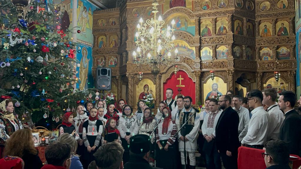 Colindători la Parohia Victoria Stăuceni