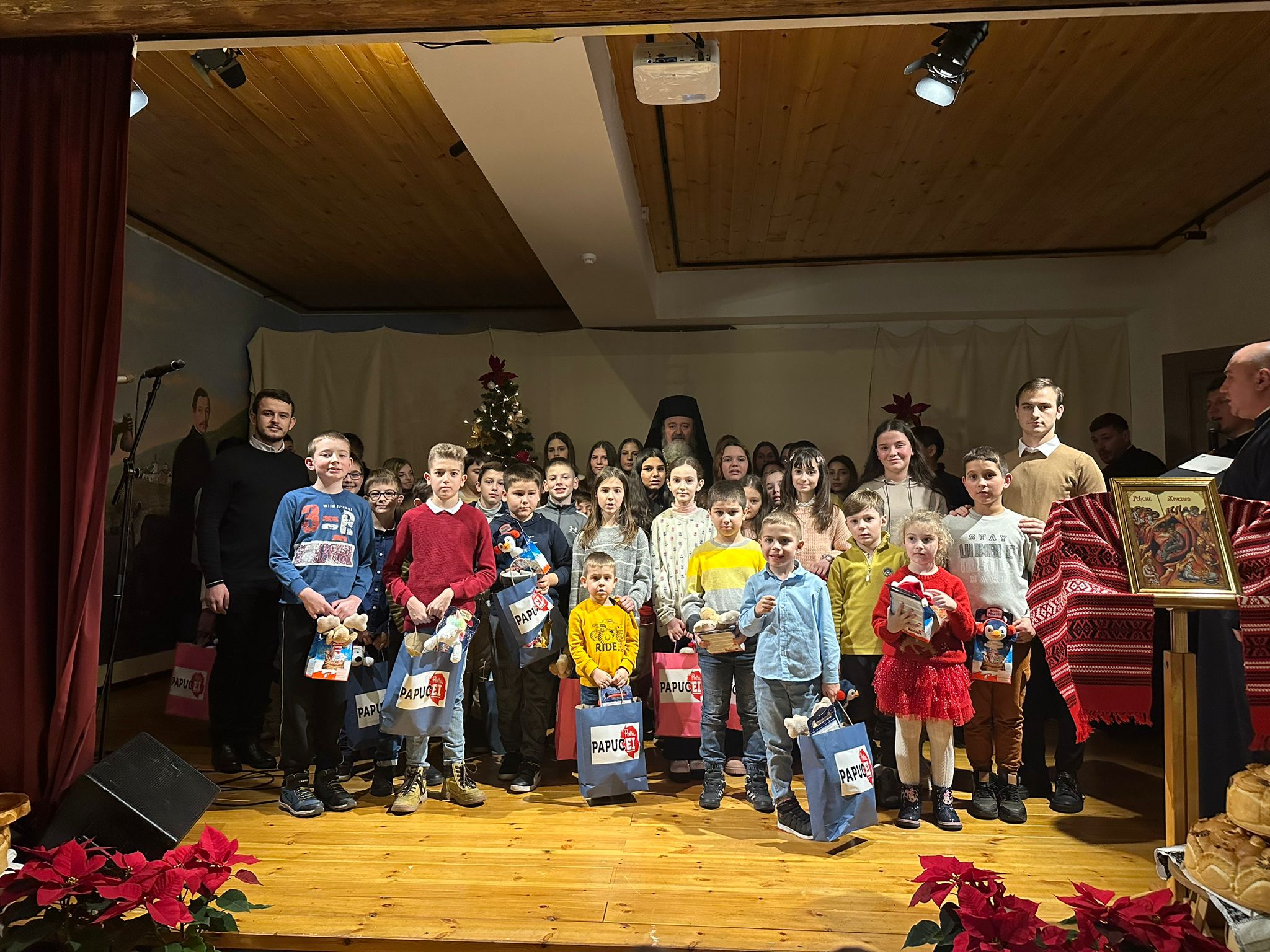 Concert de colinde în Episcopia Daciei Felix