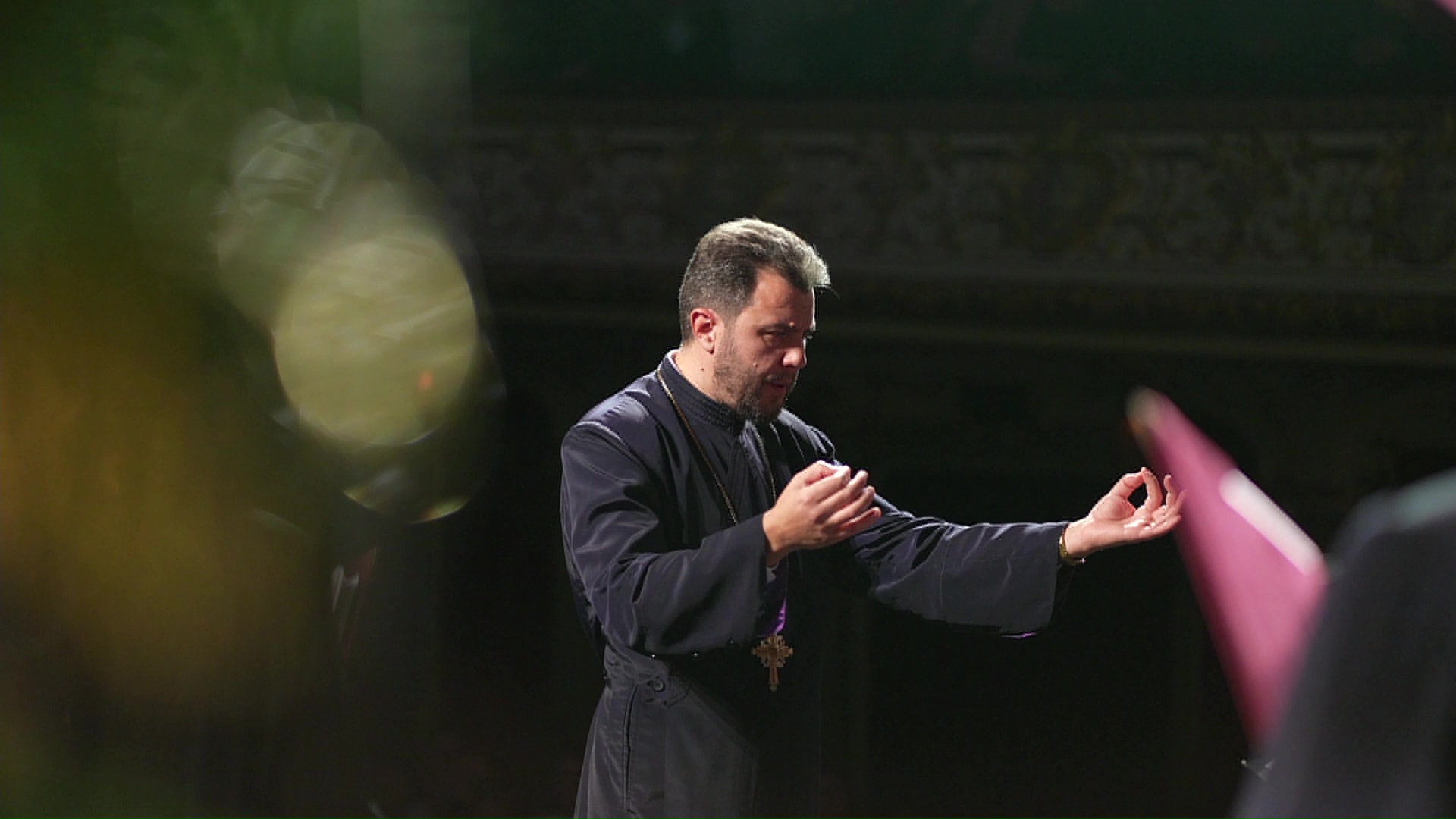 (Video) Corala Armonia – Colo, sus, pe lângă lună