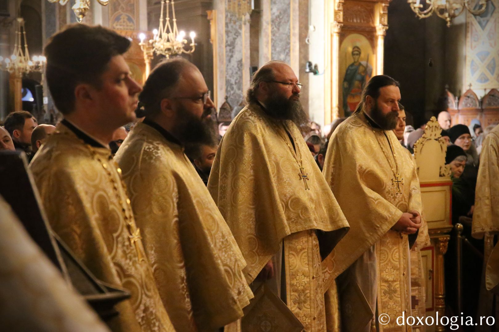 Slujitorii Catedralei Mitropolitane din Iași