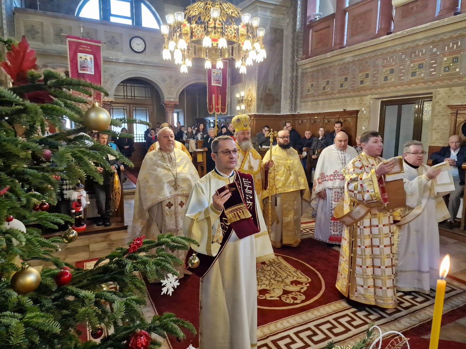 Prima zi de Crăciun, în Catedrala episcopală din Vârșeț