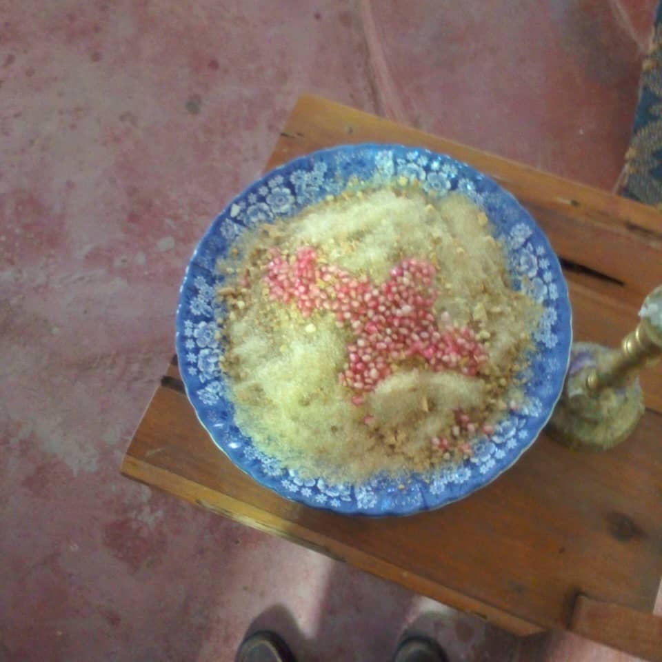 Coliva facuta de credinciosi tanzanieni