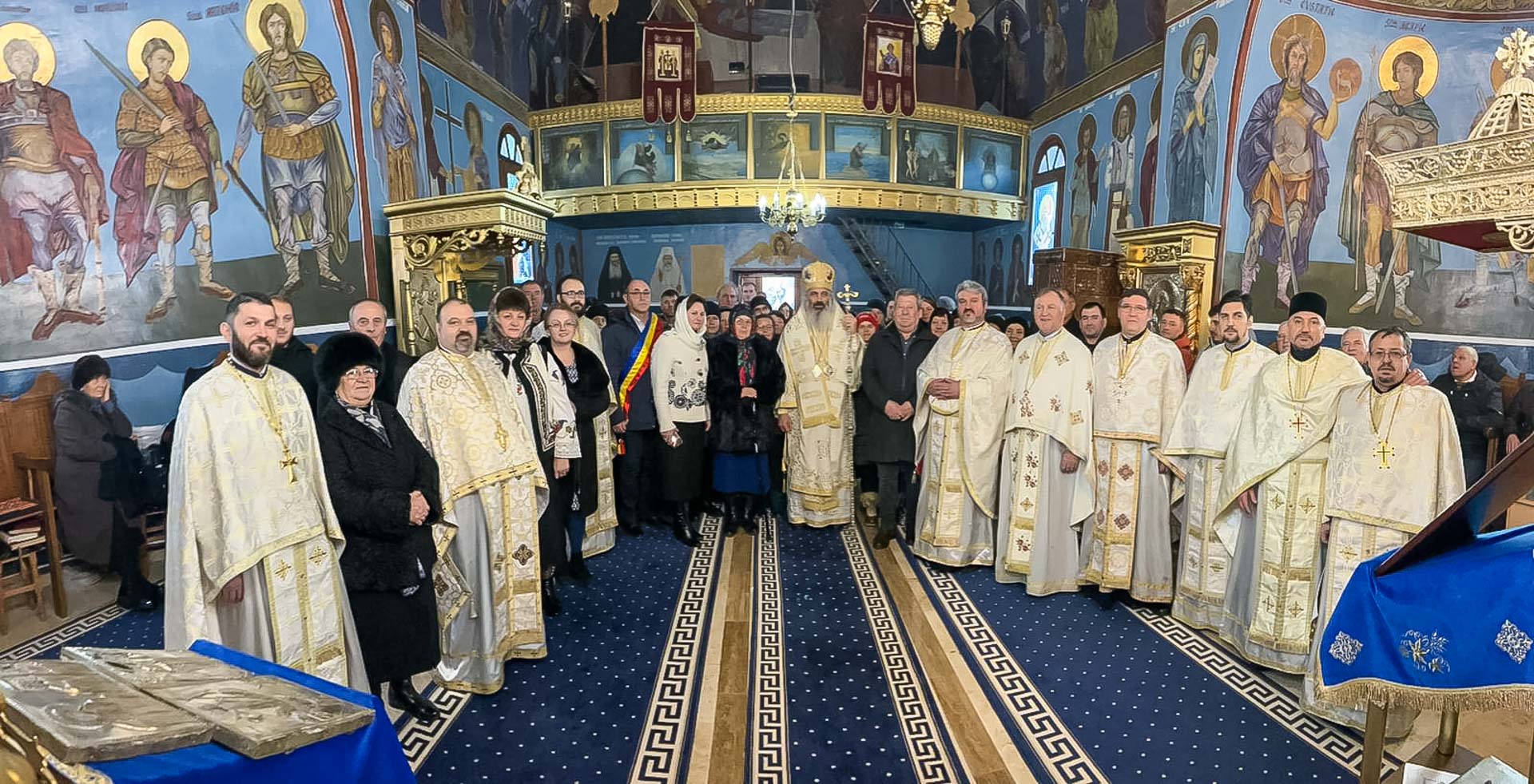 Slujbă arhierească la hramul Parohiei Alexandru cel Bun