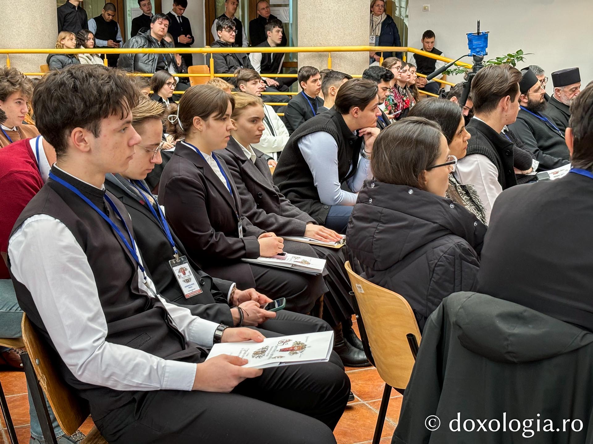 Simpozionul Naţional „Teologie şi Cultură”, la Seminarul Teologic Ortodox „Sfântul Vasile cel Mare” din Iași