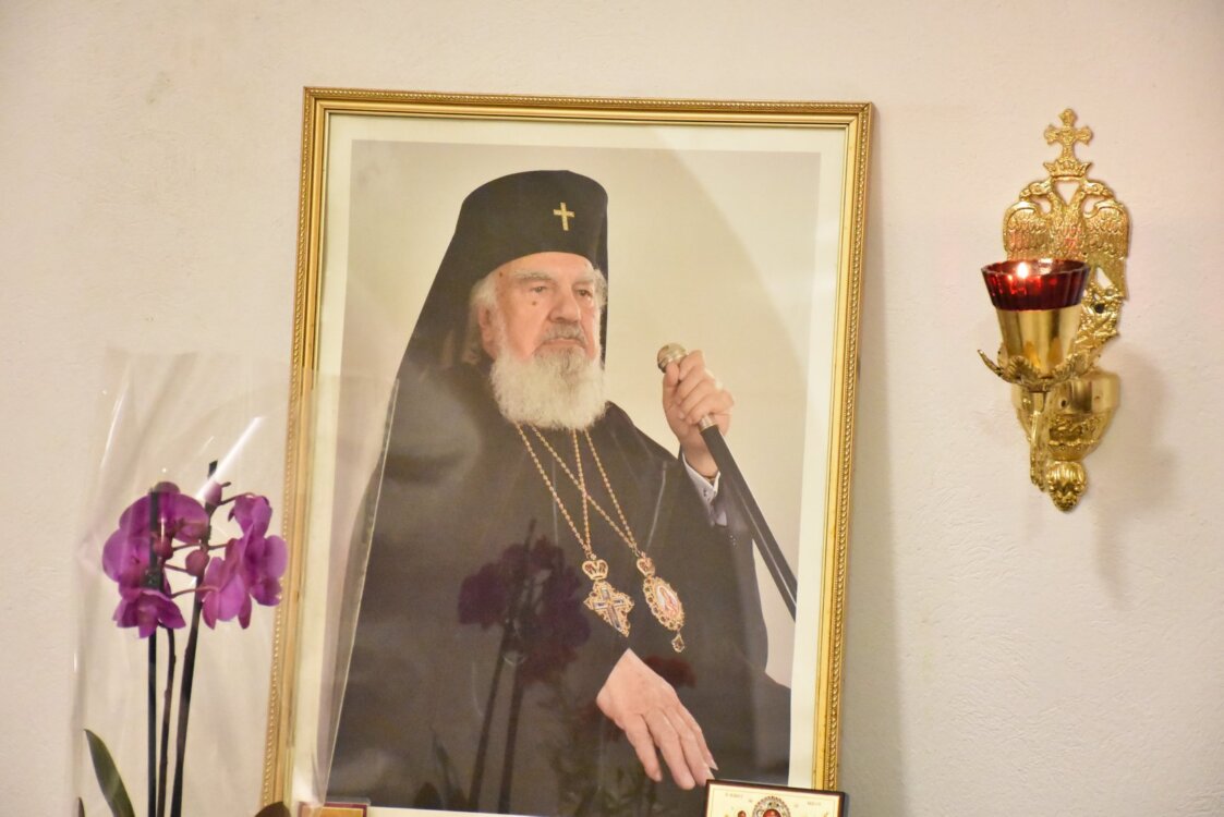 13 ani de la mutarea la Domnul a Mitropolitului Bartolomeu Anania