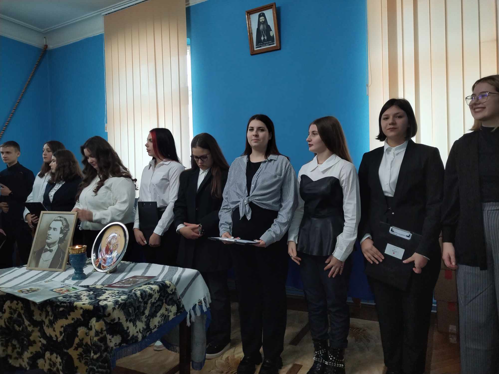 Ziua Poetului național Mihai Eminescu, prilej de comuniune prin credință și cultură în cadrul sedinței lunare a Protopopiatului Dorohoi