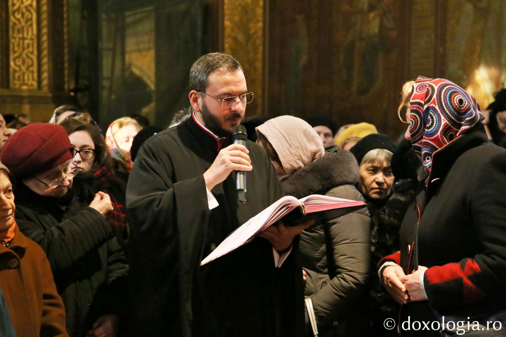 Slujbă arhierească la hramul Mănăstirii „Sfinții Trei Ierarhi” din Iași