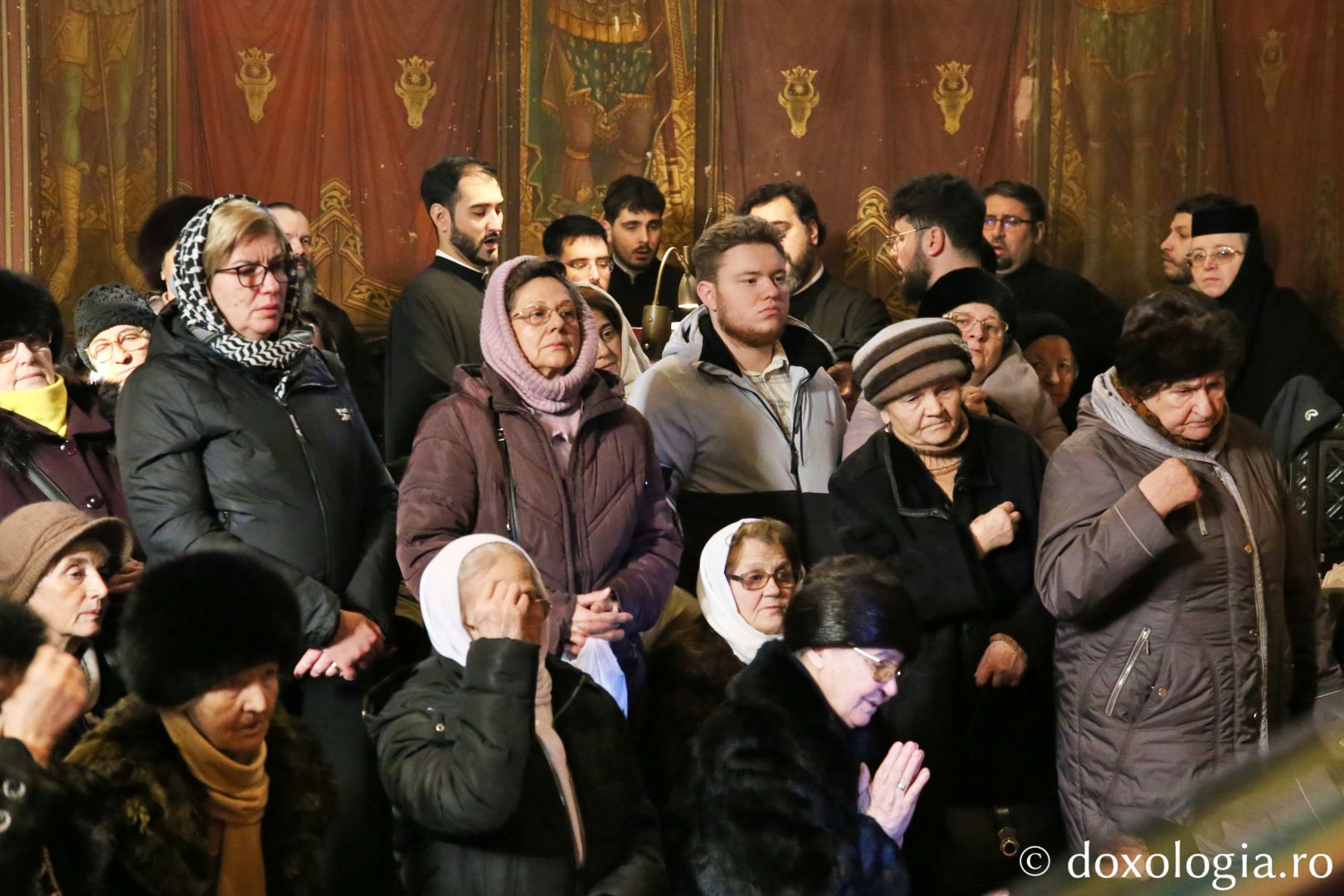 Slujbă arhierească la hramul Mănăstirii „Sfinții Trei Ierarhi” din Iași