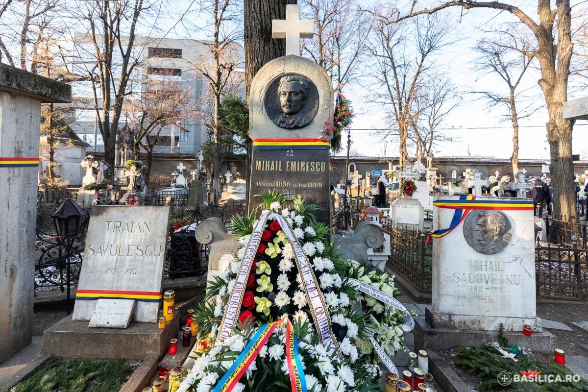 Mihai Eminescu, comemorat la Cimitirul Bellu / Foto: basilica.ro Mormântul poetului Mihai Eminescu