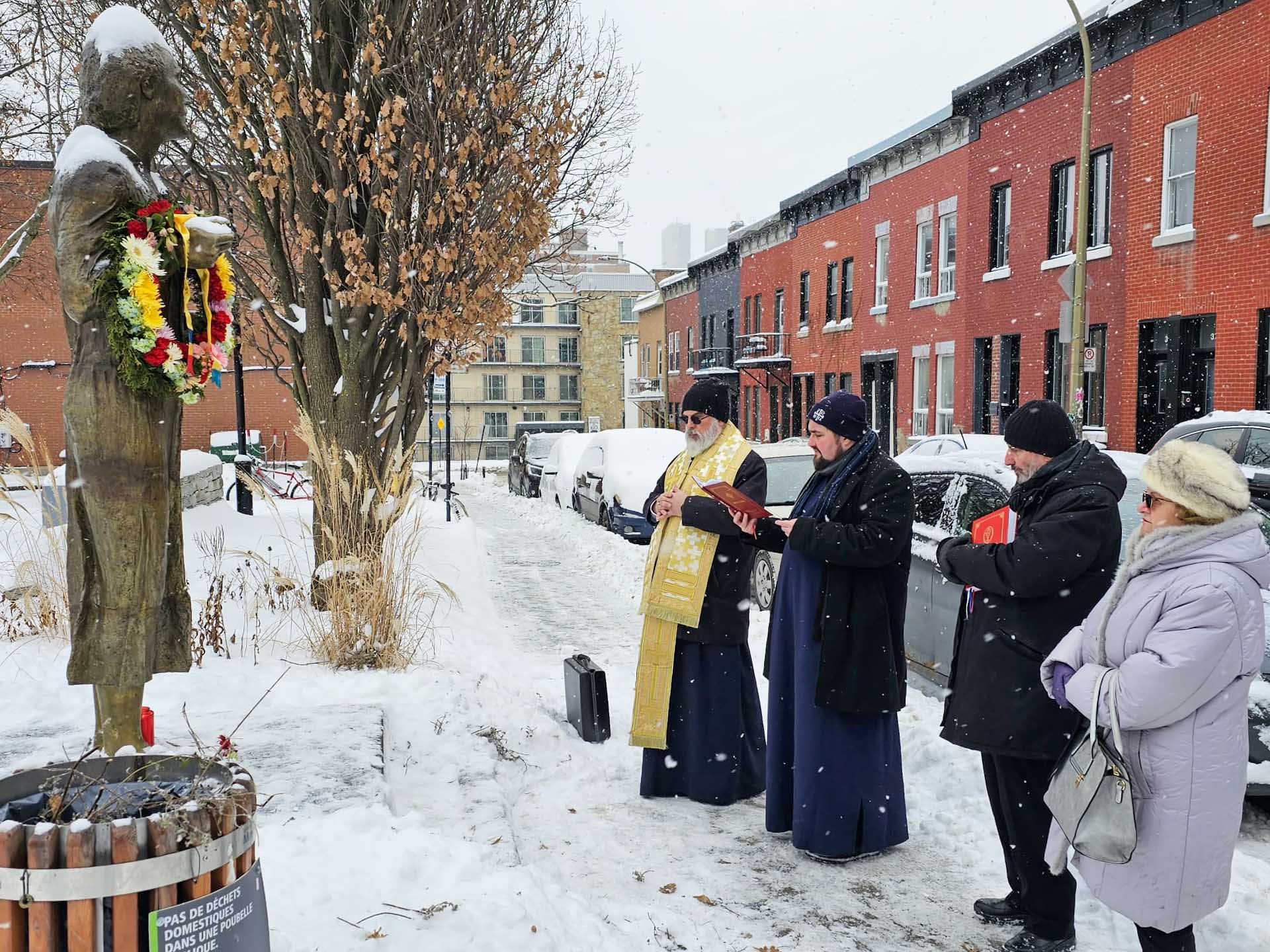 Mihai Eminescu a fost comemorat la Montreal Mihai Eminescu a fost comemorat la Montreal