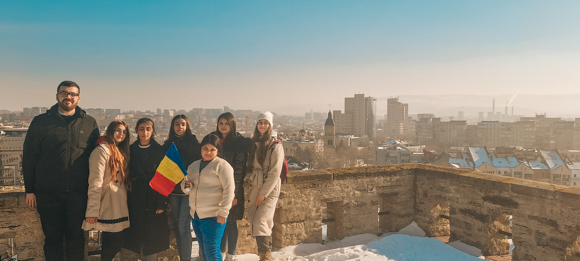 tinerii Departamentului Minorități