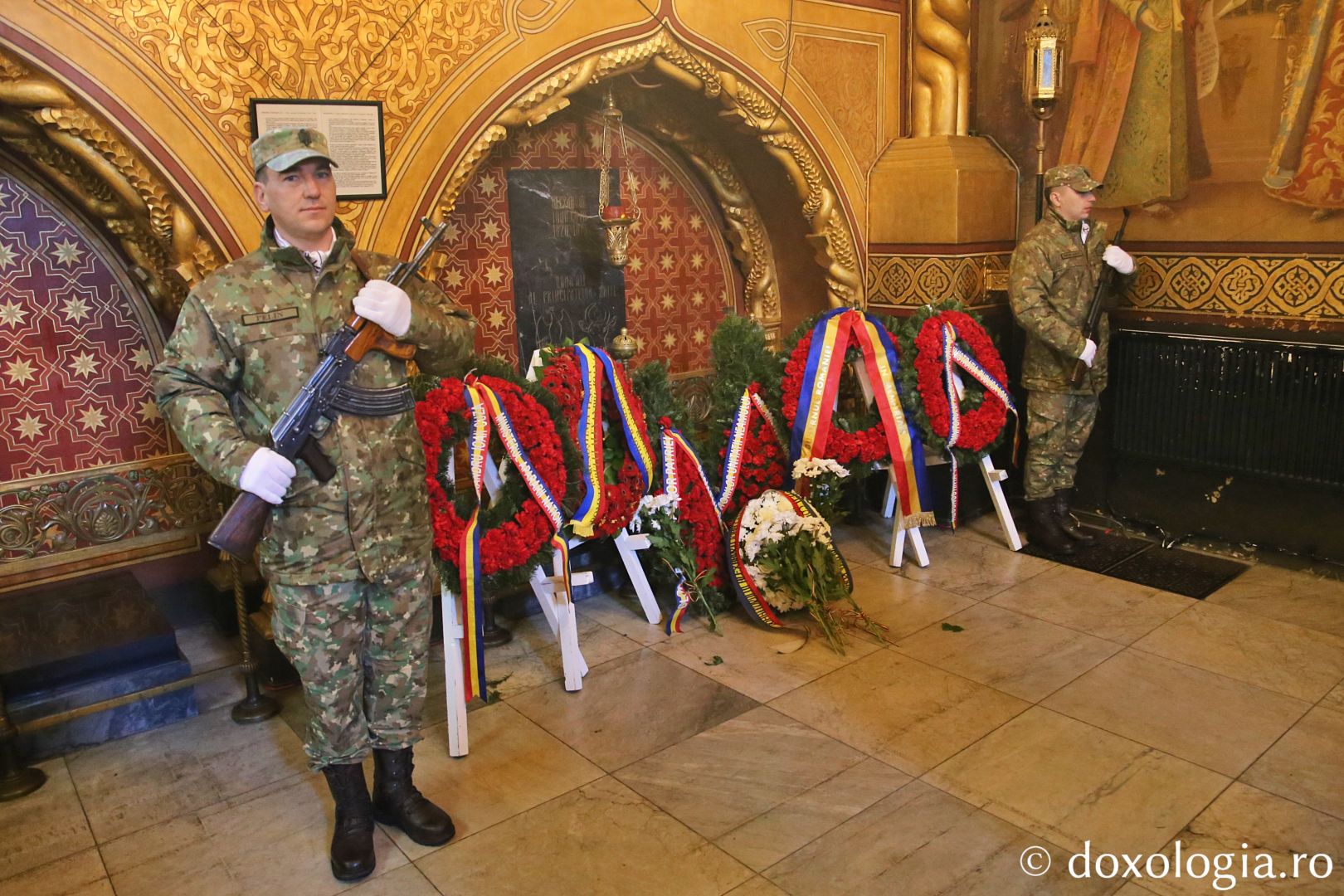 Mormântul Domnitorului Al. I. Cuza de la Mănăstirea „Sfinții Trei Ierarhi”