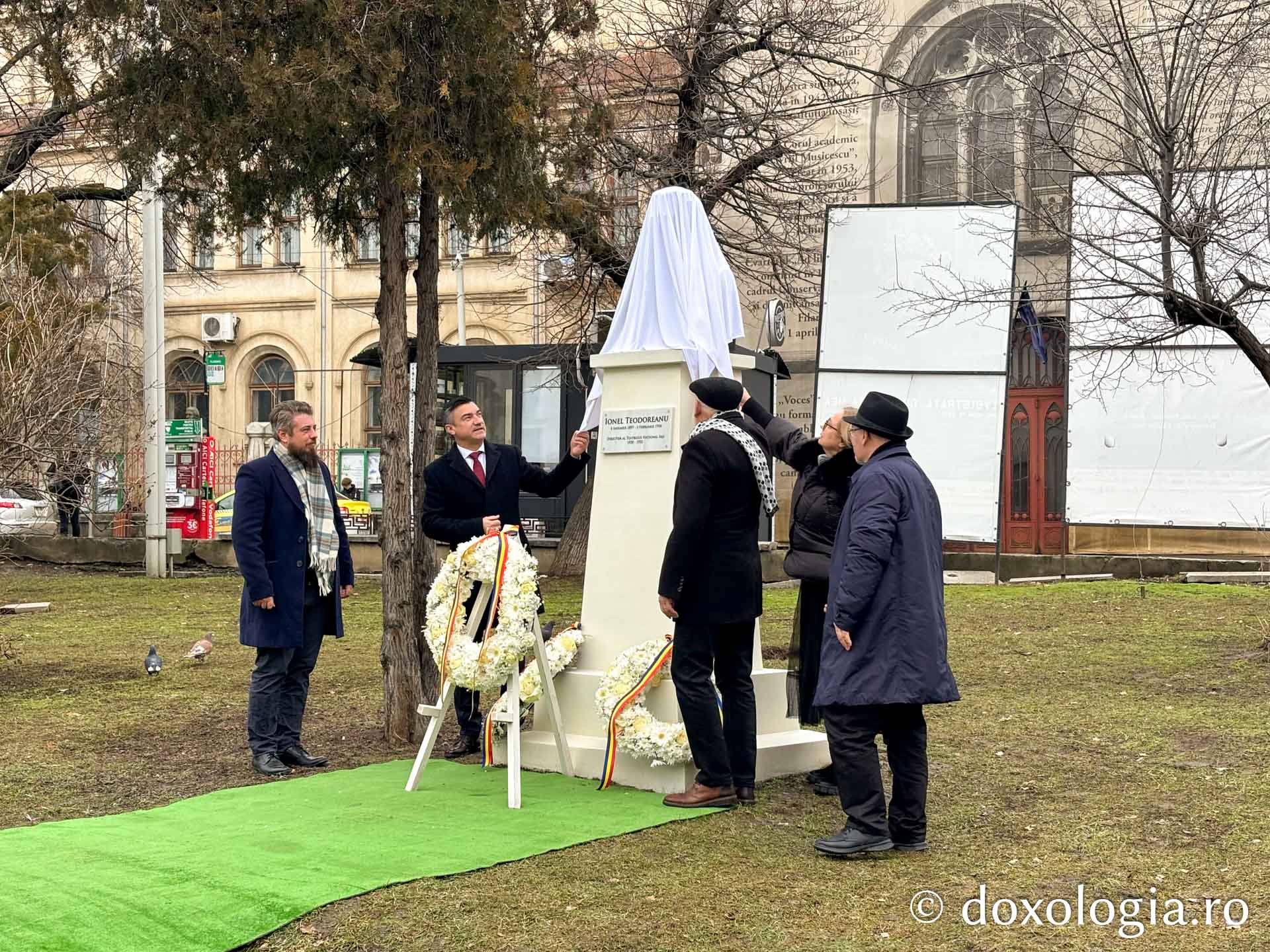 Inaugurare bust Ionel Teodoreanu