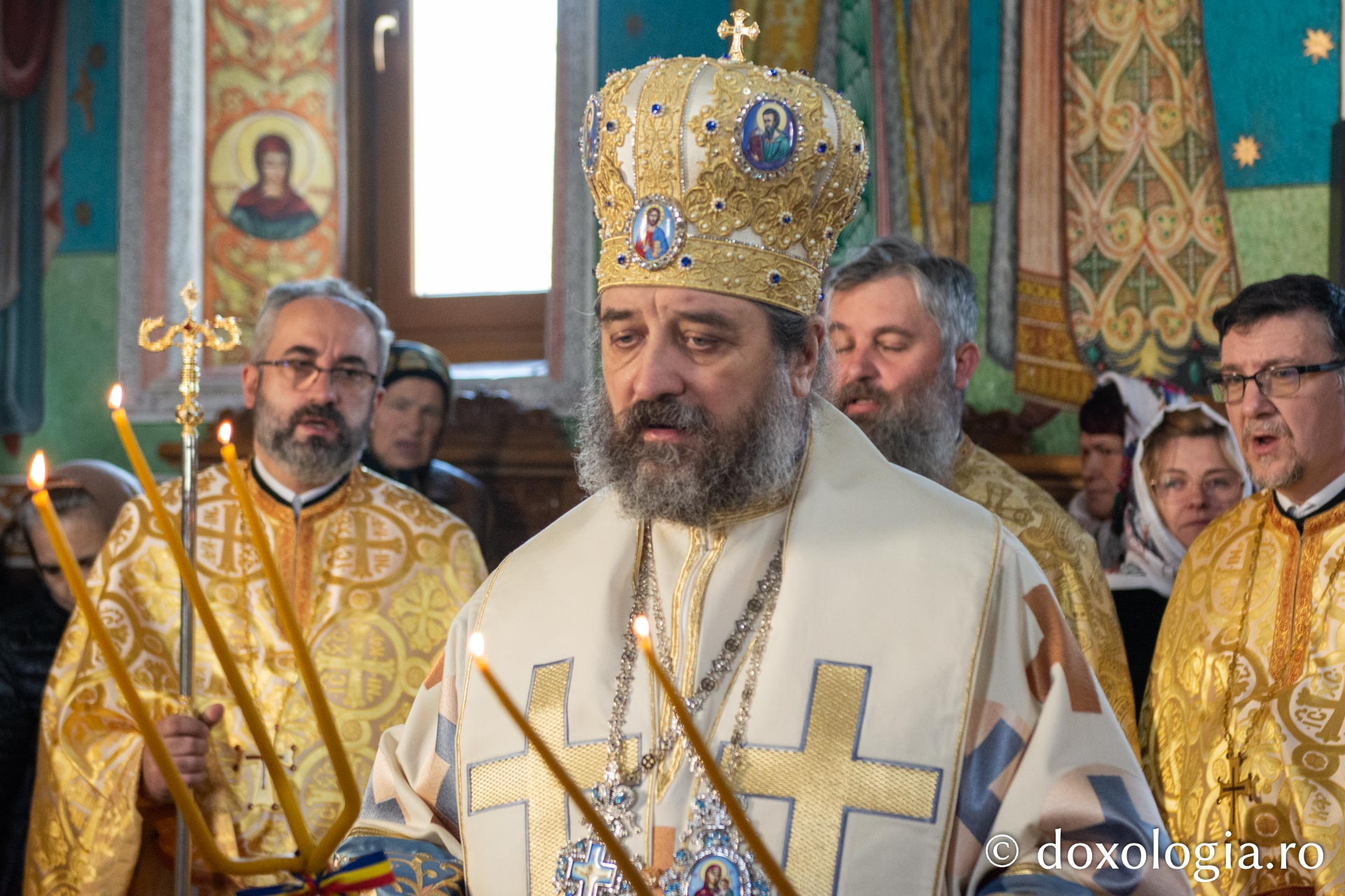 Patriarhul Teoctist Arăpașu a fost pomenit în locurile natale / Foto: Mihail Vrăjitoru Patriarhul Teoctist Arăpașu a fost pomenit în locurile natale