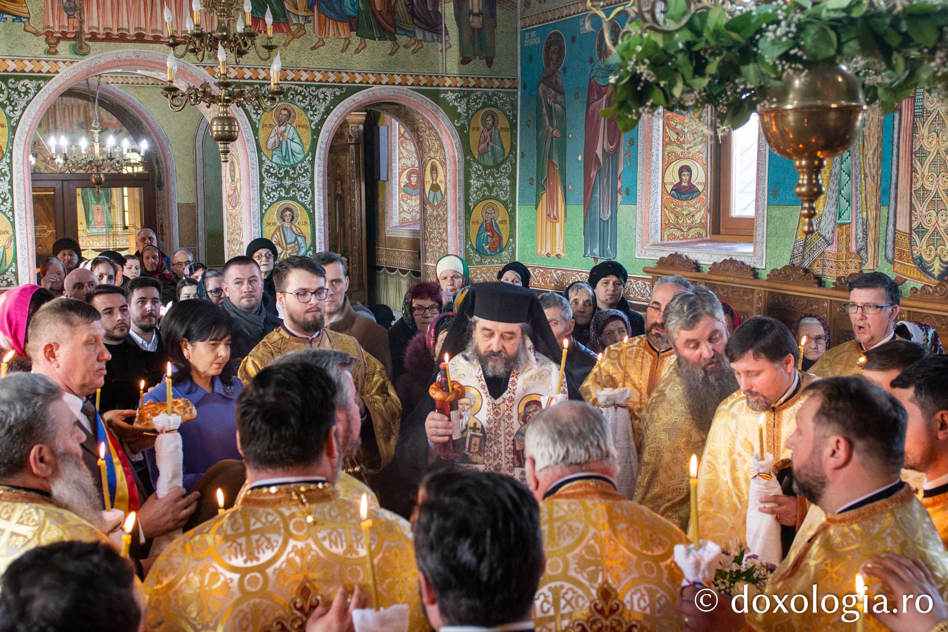 Patriarhul Teoctist Arăpașu a fost pomenit în locurile natale / Foto: Mihail Vrăjitoru Patriarhul Teoctist Arăpașu a fost pomenit în locurile natale