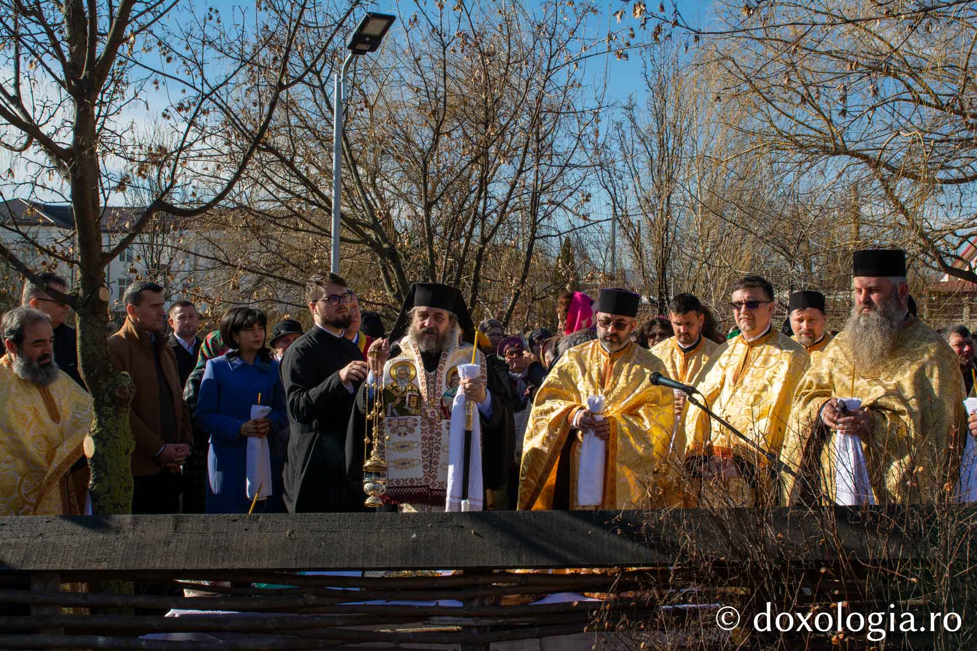 Patriarhul Teoctist Arăpașu a fost pomenit în locurile natale / Foto: Mihail Vrăjitoru Patriarhul Teoctist Arăpașu a fost pomenit în locurile natale
