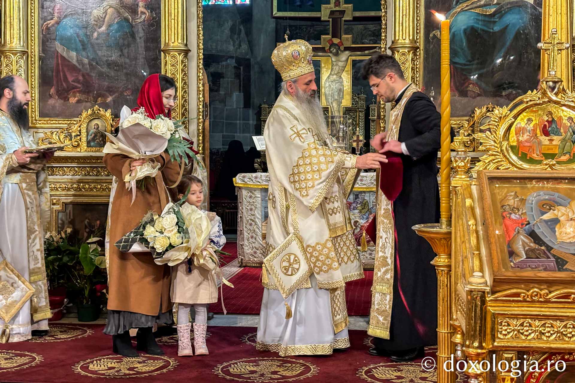 Părintele Mitropolit Teofan a slujit la Catedrala Mitropolitană din Iași