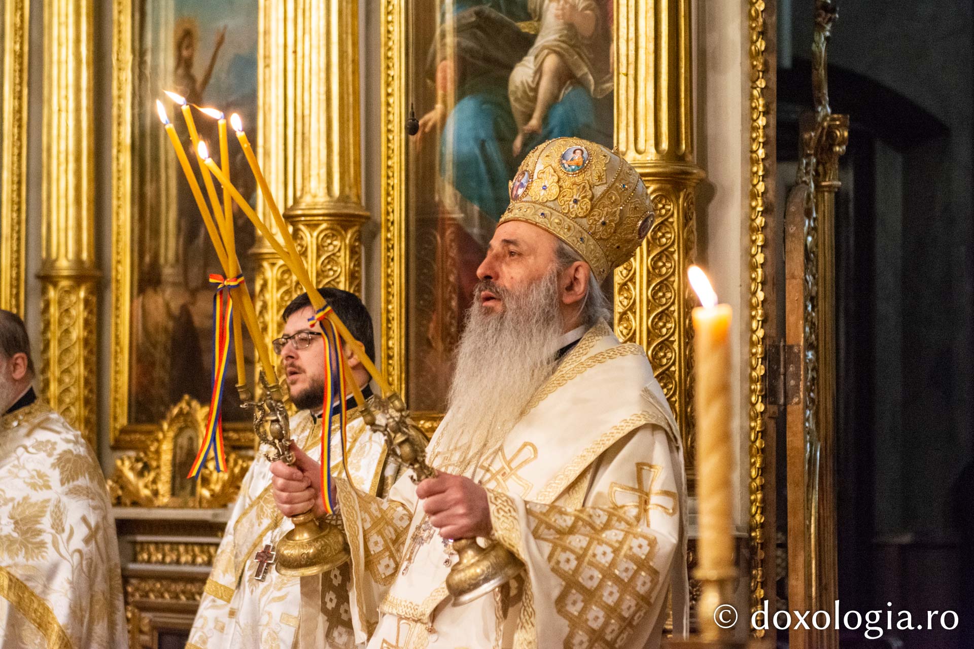 Părintele Mitropolit Teofan a slujit la Catedrala Mitropolitană din Iași