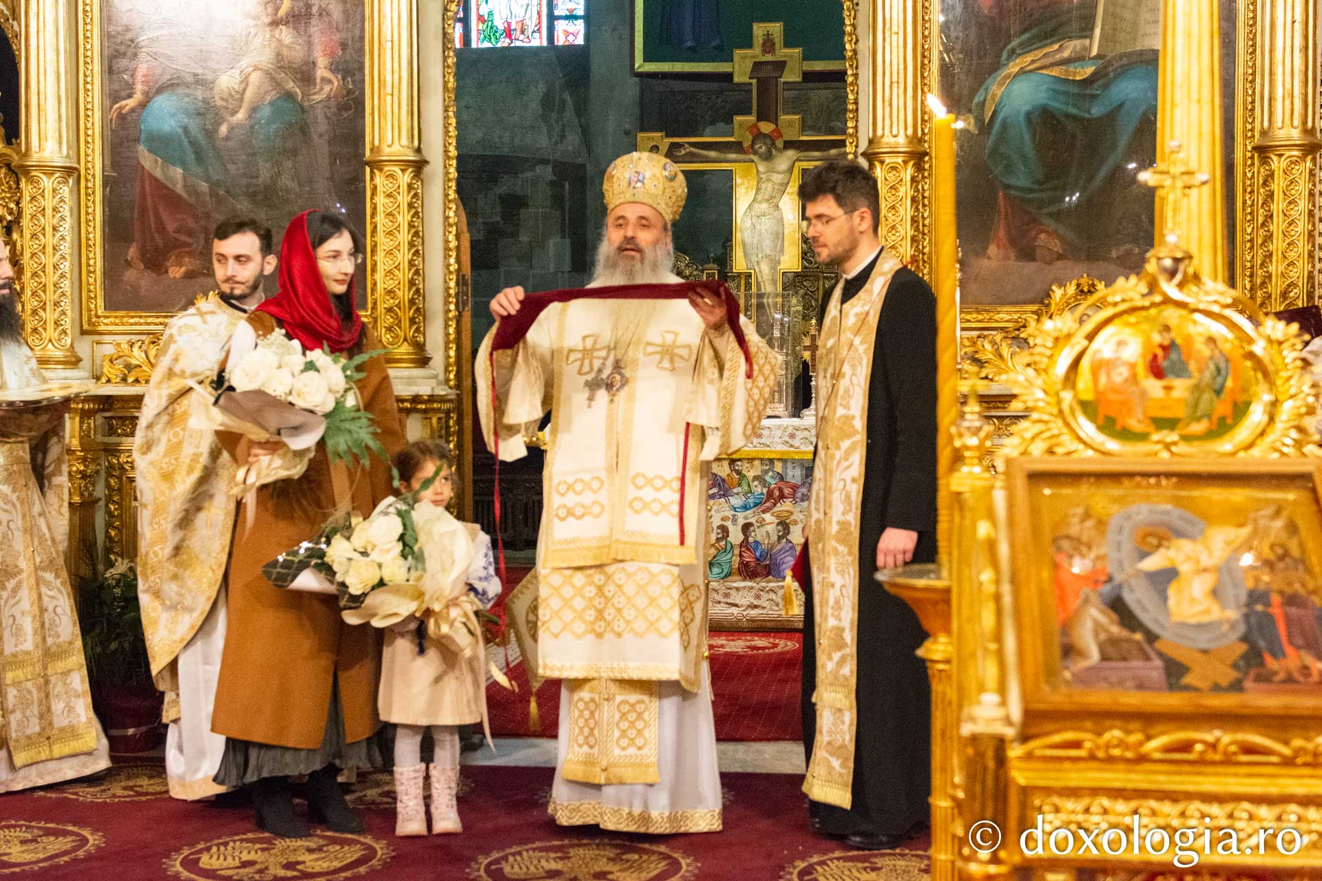 Părintele Mitropolit Teofan a slujit la Catedrala Mitropolitană din Iași